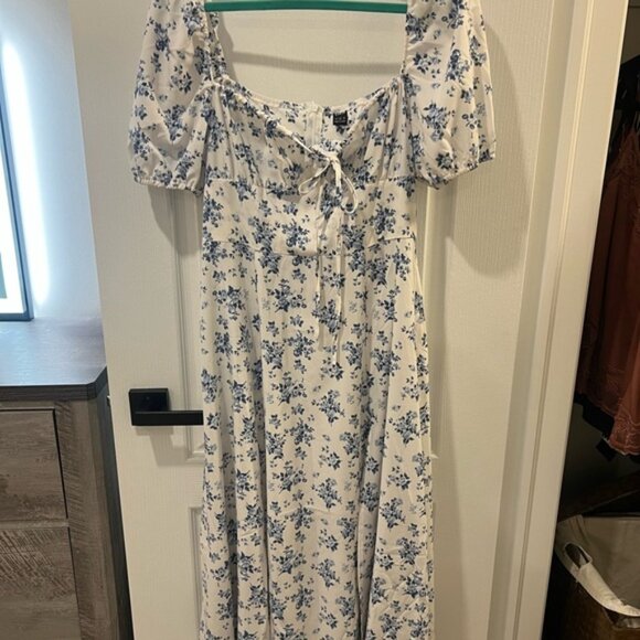 SHEIN Blue Floral Maxi Dress - Picture 1 of 3